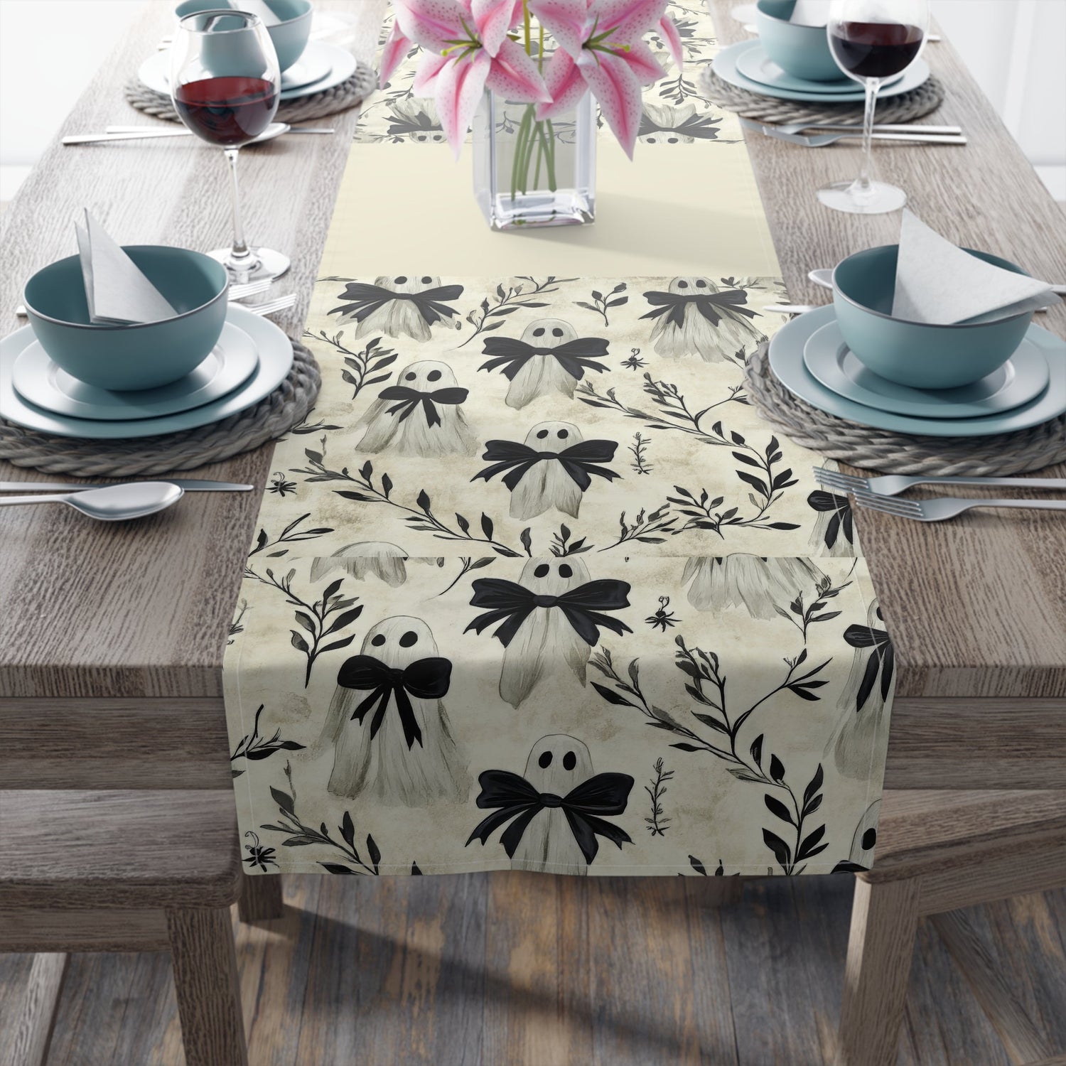 Kitchen & Dining